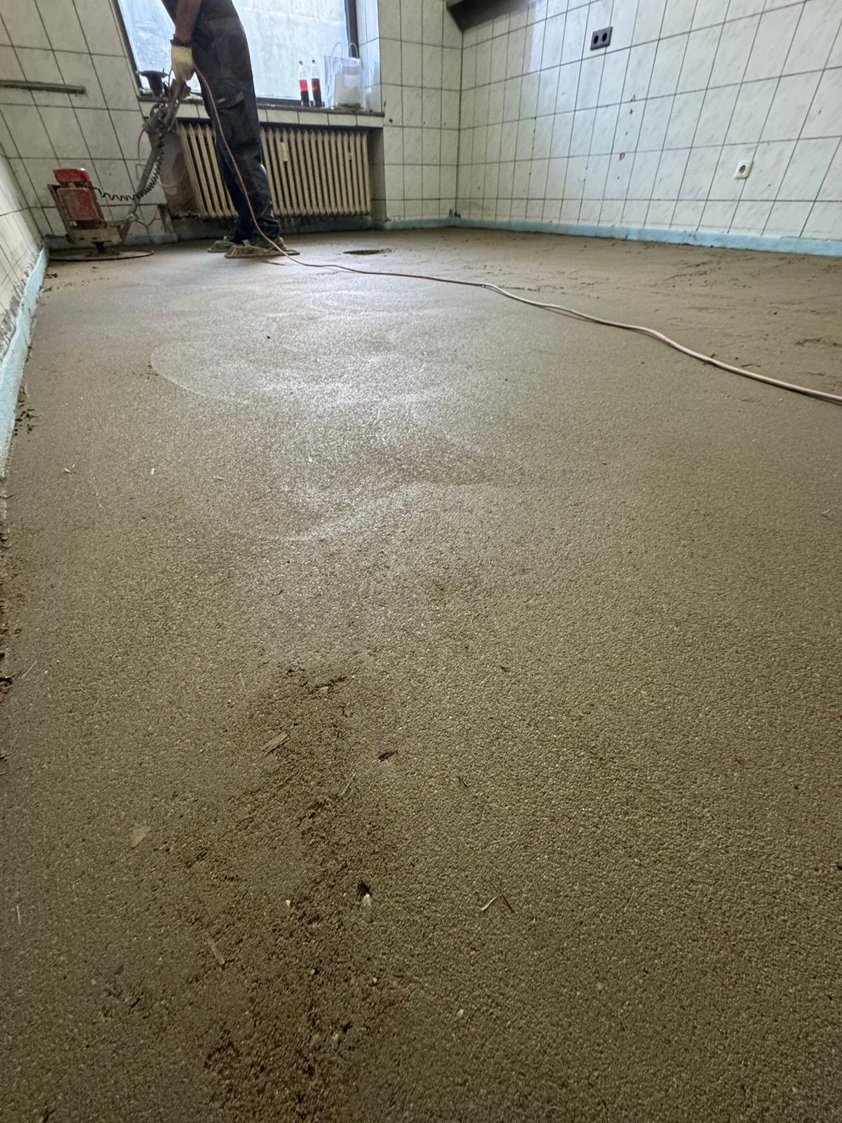 Estricharbeiten, Abdichtung und Fliesenverlegung in Essen